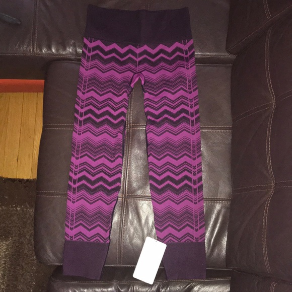 NWT Lululemon Ebb to Street Pant - Picture 4 of 6